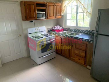 Furnished 1 Bedroom Students (shared Kitchen Unit)