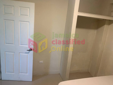 Furnished 1 Bedroom Students (shared Kitchen Unit)