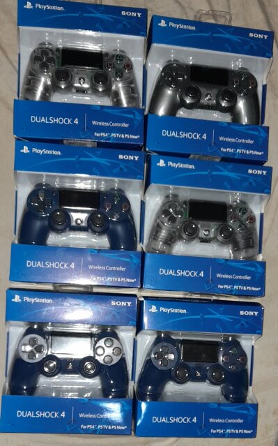 PS4 Controller