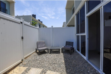 2 Bedrooms And 2 Bathroom Fully Furnished