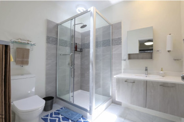 2 Bedrooms And 2 Bathroom Fully Furnished