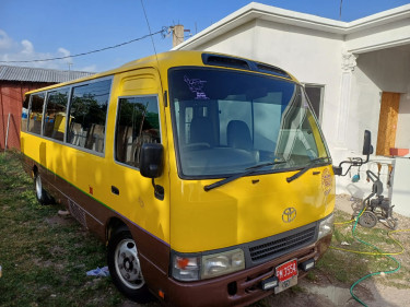 2007 Toyota Coaster