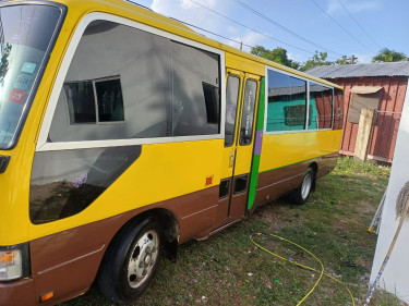 2007 Toyota Coaster