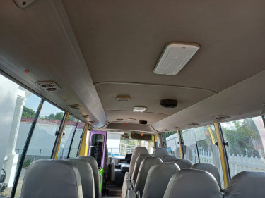 2007 Toyota Coaster