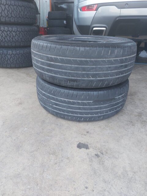 Maxxis , 2x Tire 235/55/19