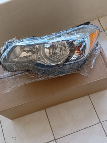 Subaru Impreza/G4 Headlight Left/passenger Side