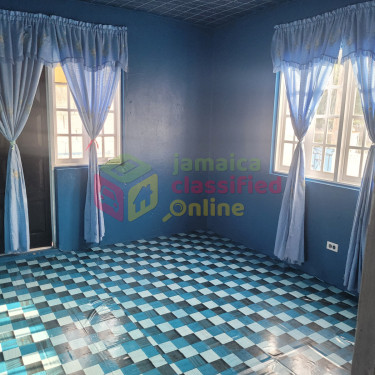 2 Bedrooms/ 1 Bedroom Available.