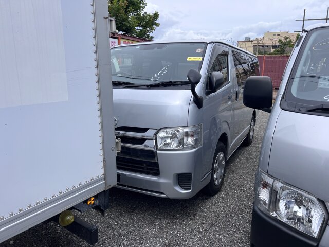 2019 TOYOTA HIACE