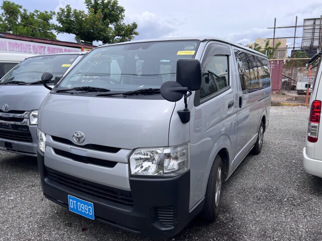 2019 TOYOTA HIACE