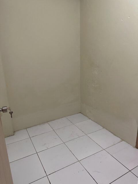Private Unfurnished Enclosed Room