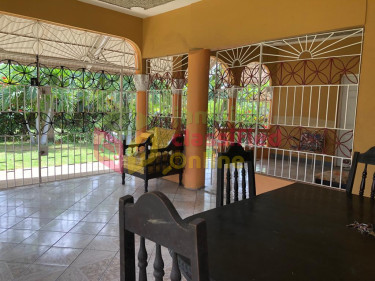 5 Bedroom House For Sale In Ewarton, St. Catherine