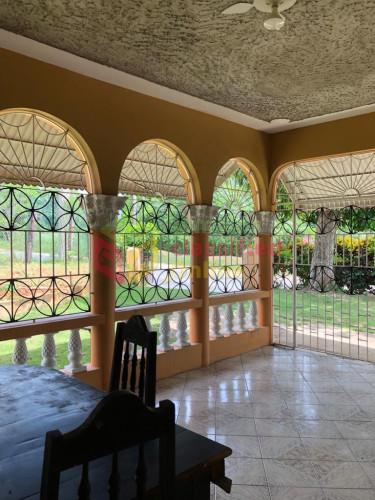 5 Bedroom House For Sale In Ewarton, St. Catherine