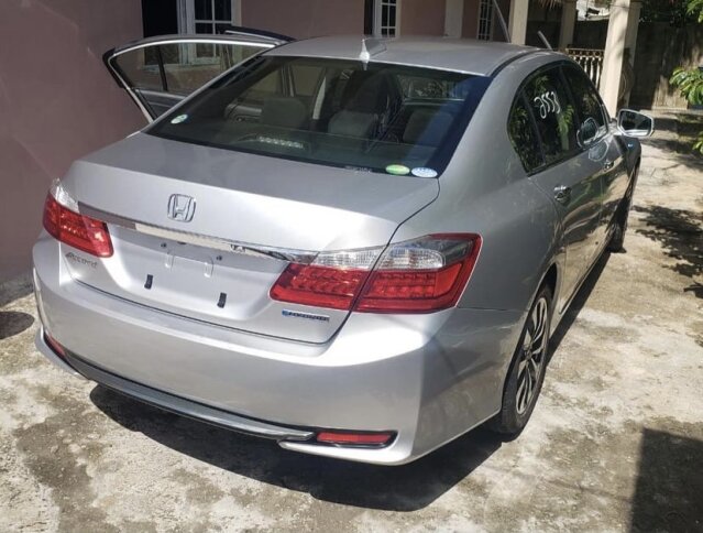 2014 Hybrid Honda