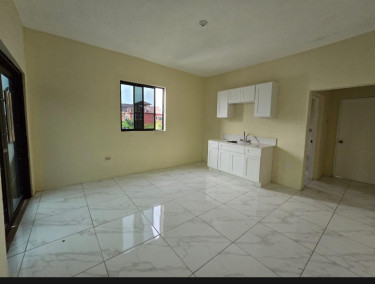 1 Bedroom Apt (Gated Community)