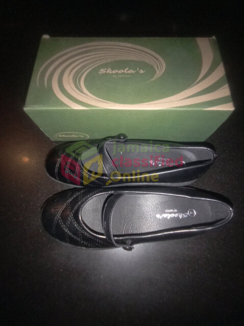 New Sammy's Girls School Shoes Size 4