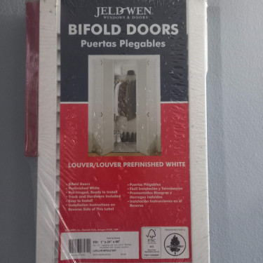 4 Bi-Fold Louvre Doors 24