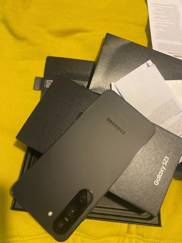 Samsung Galaxy S23 