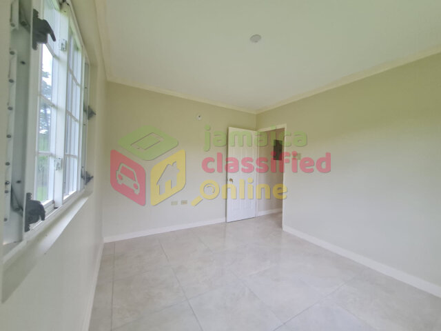 2 Bedroom House For Rent-Ewarton St. Catherine