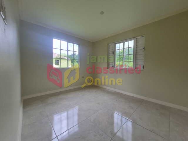2 Bedroom House For Rent-Ewarton St. Catherine