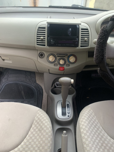 2008 Nissan March 