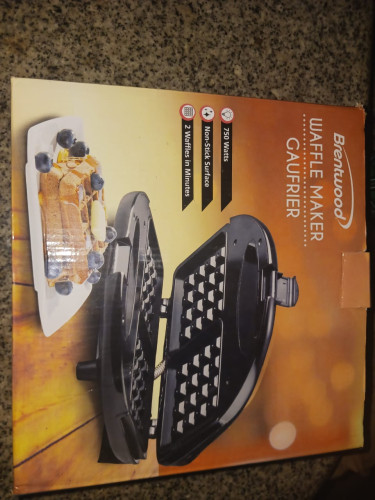 Brentwood Waffle Maker (Dual)