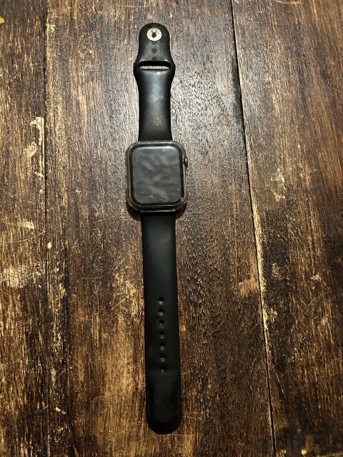 1st Generation Apple Watch SE 44MM
