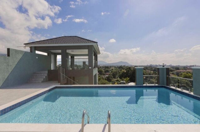2 Bedroom 3 Bath