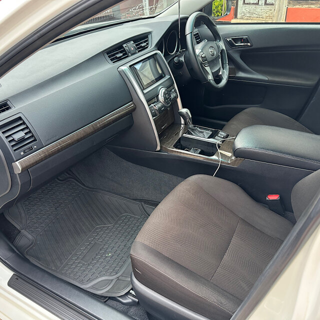 2015 Toyota Markx