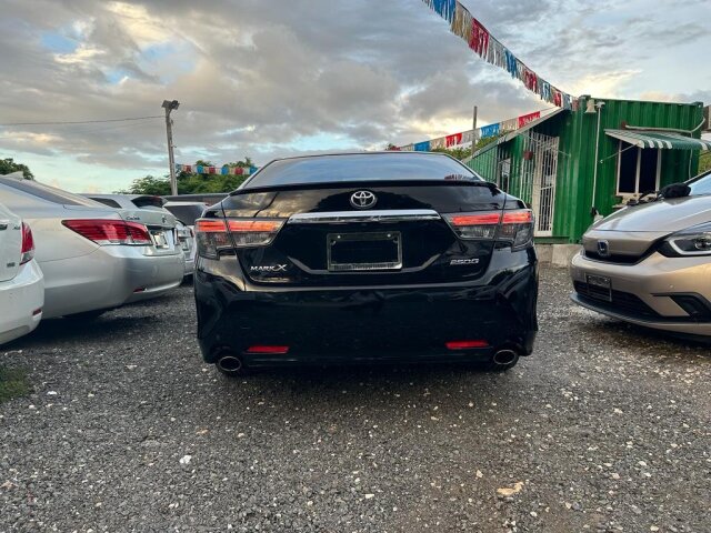 2017 TOYOTA MARK X