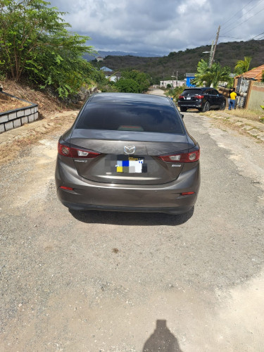 2014 Mazda3 Sedan 