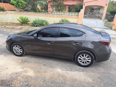 2014 Mazda3 Sedan 
