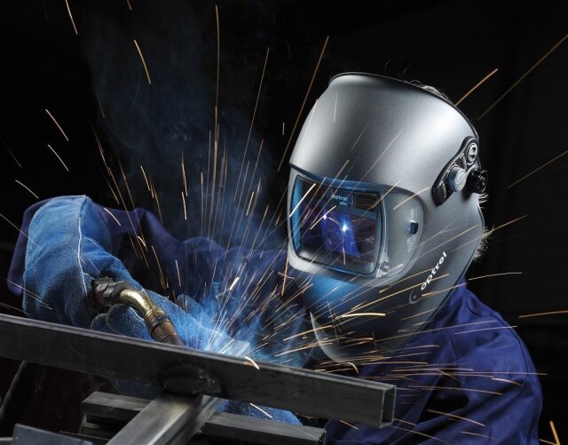 Welder Of Metal Constructions