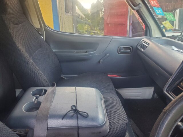 Hiace Bus