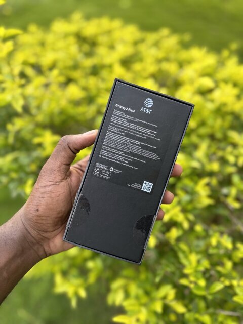 128gb Samsung Galaxy Flip 4
