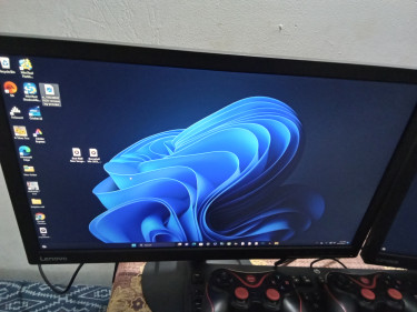 Lenovo Desktop PC With Monitors And Gamepads