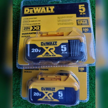 2Pack Dewalt DCB205 20V MAX XR 5.0 Ah 