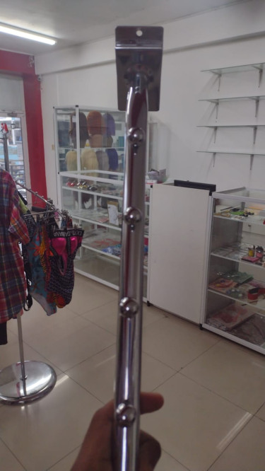 Store Fixtures For Rent 