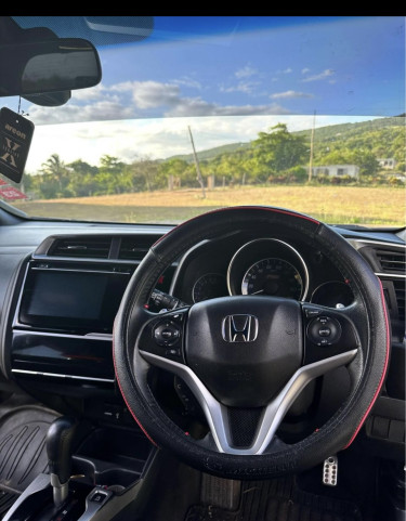 2014 Honda Fit RS