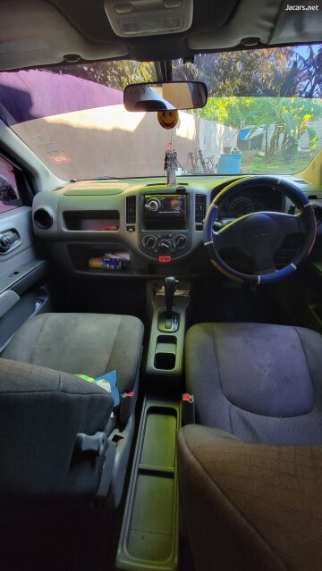 Mitsubishi Ad Wagon 2010