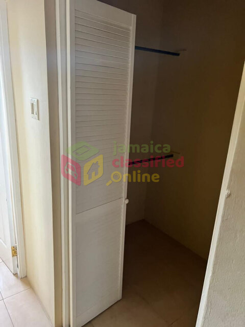 Furnished 1 Bedroom Apartment