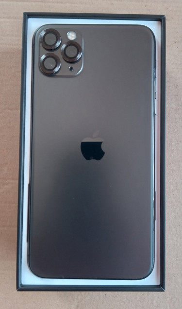 Excellent Condition IPhone 11 Pro Max 64GB