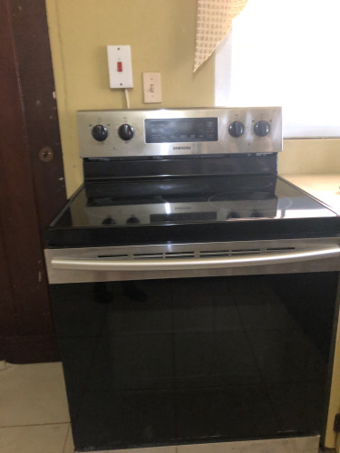 Samsung Stainless Steel Electric 30’ Stove