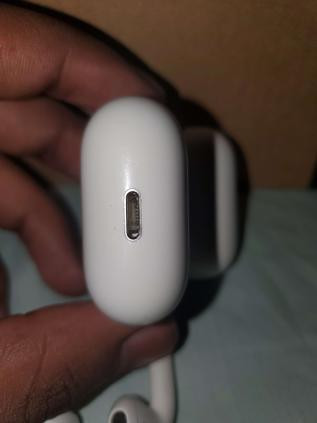 Airpods (2nd Generation)