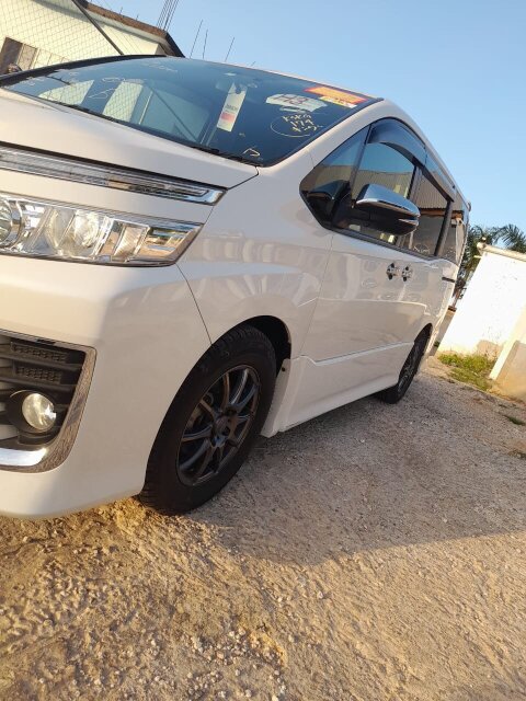 2015 Toyota Voxy