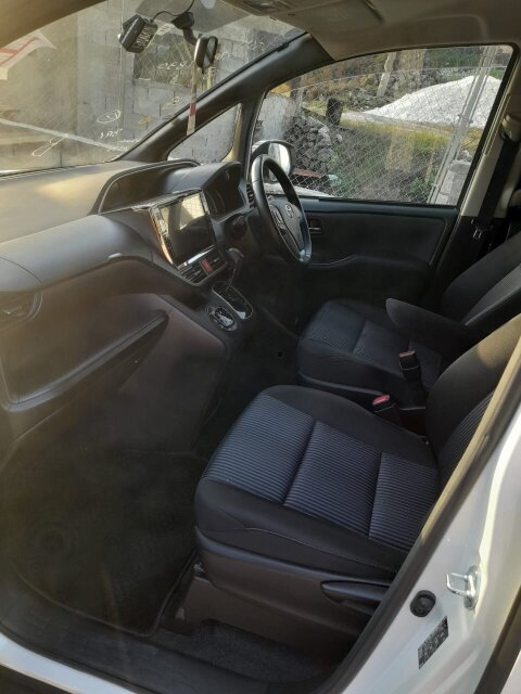 2015 Toyota Voxy