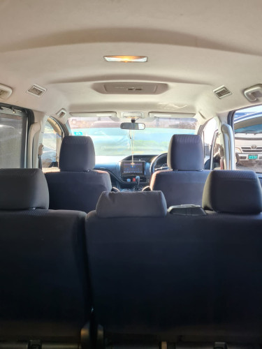 2016 Toyota Noah