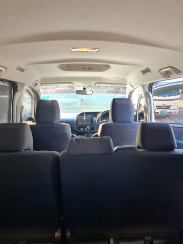 2016 Toyota Noah