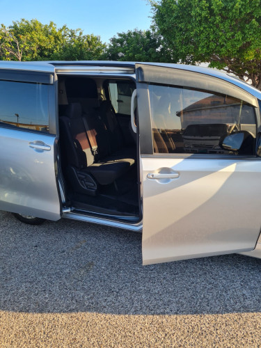 2016 Toyota Noah
