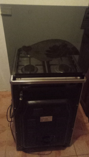 Four-Burner Gas Stove