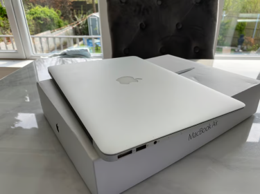 Apple MacBook Air 2018 I5 8GB